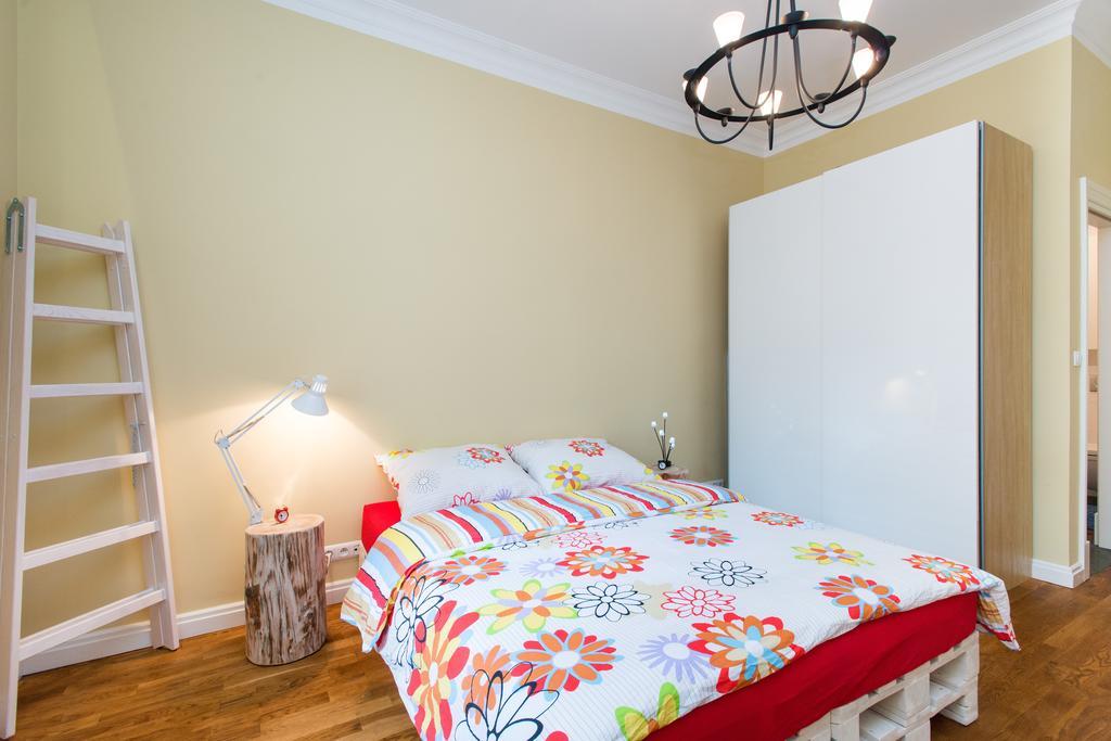 Style4Rent Sunny Old Town Apartments كراكوفيا الغرفة الصورة