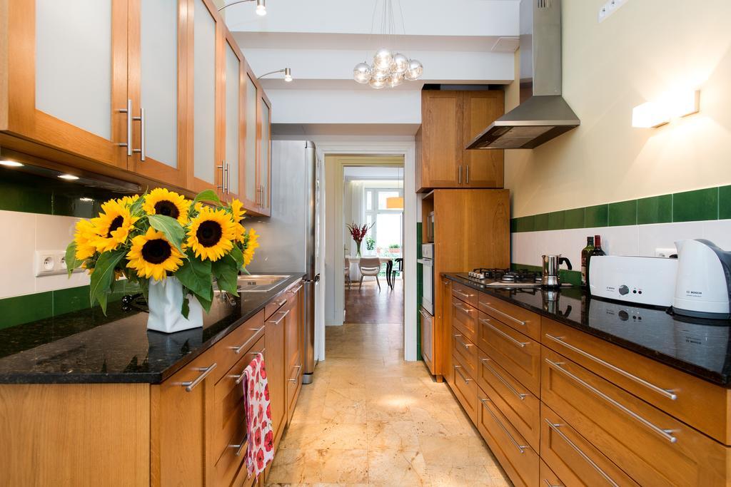 Style4Rent Sunny Old Town Apartments كراكوفيا الغرفة الصورة