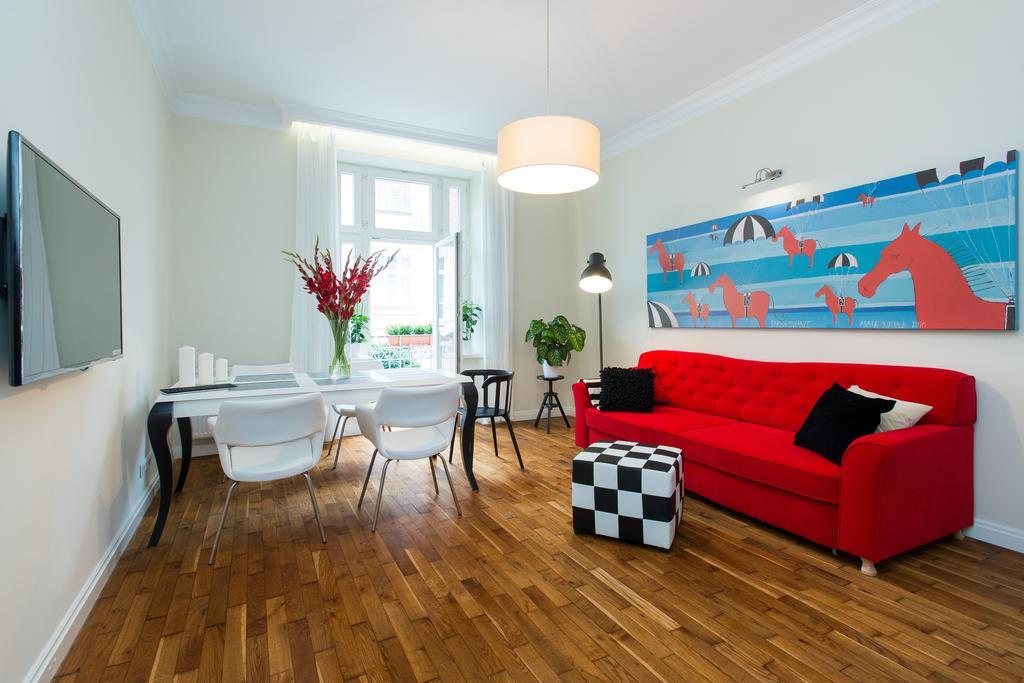 Style4Rent Sunny Old Town Apartments كراكوفيا الغرفة الصورة